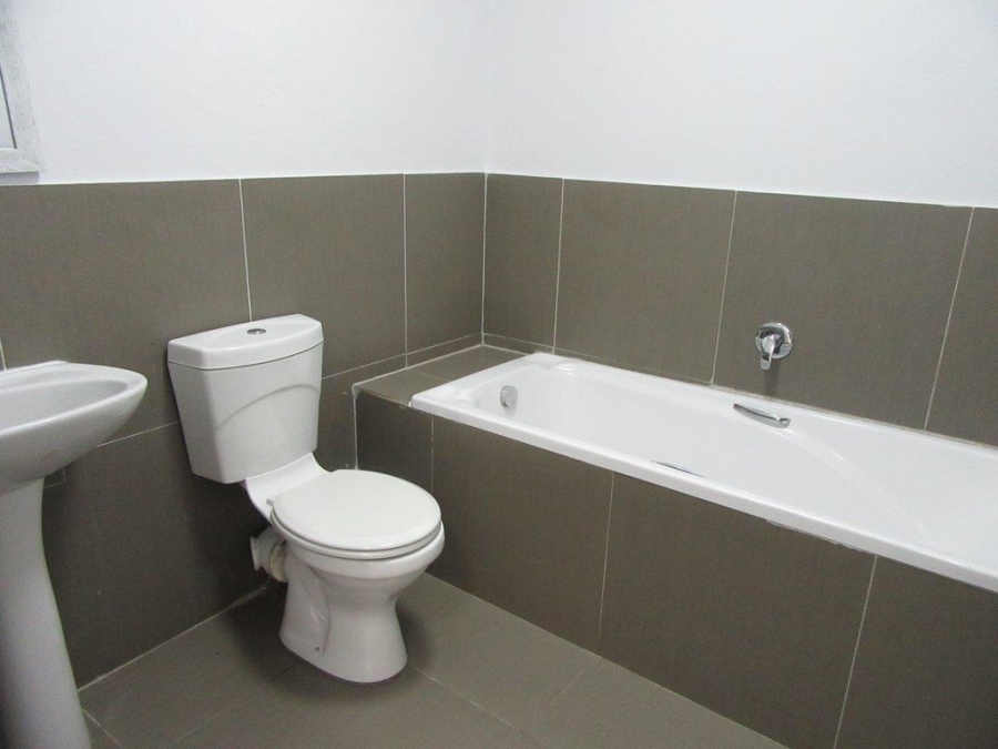 2 Bedroom Property for Sale in Parklands North Western Cape